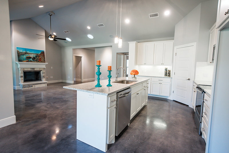 2031 Bonham kitchen